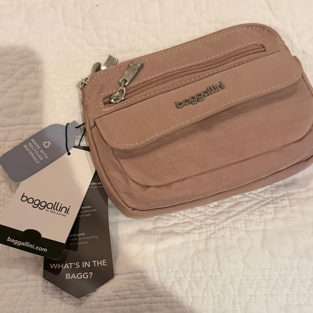 Baggallini Blush Crossbody Bag